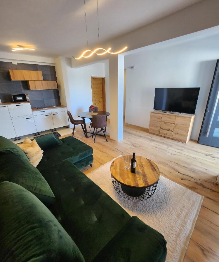 Apartman Lidija Starigrad Paklenica Exterior photo